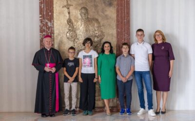 Održan svečani prijem kod nadbiskupa Križića za najbolje ekipe Vjeronaučne olimpijade