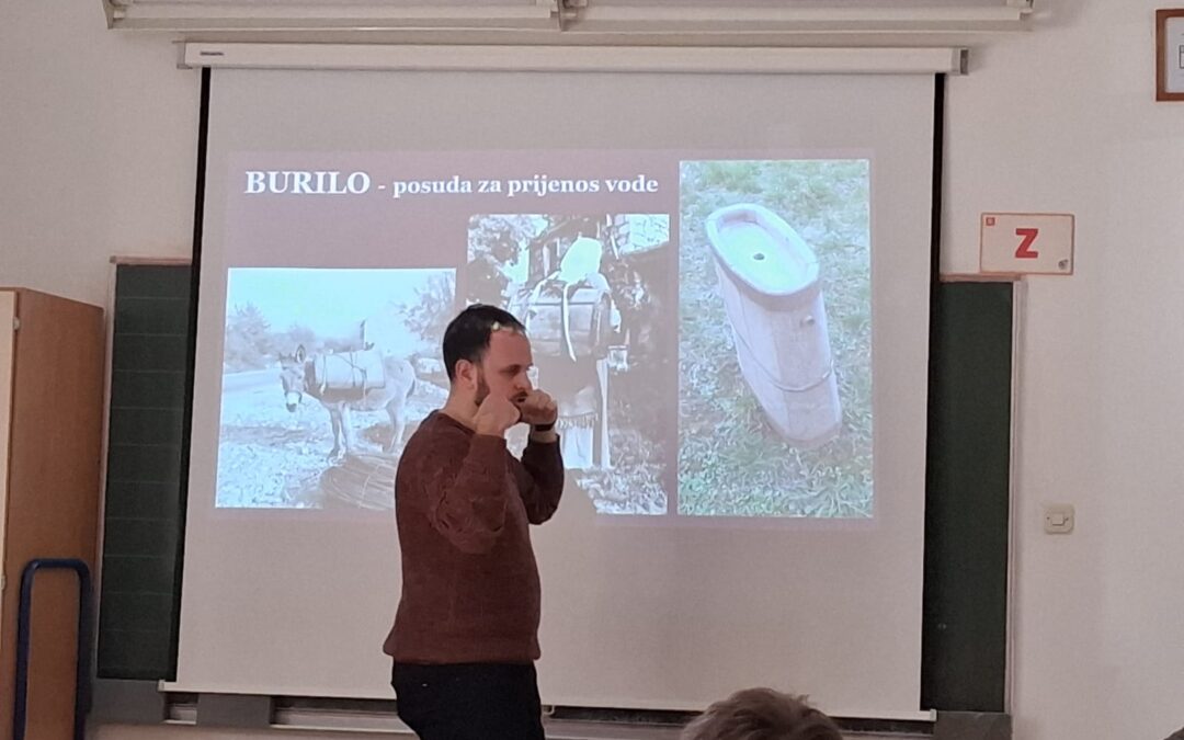 ZAVIČAJNI  MUZEJ  ZAŽABLJA